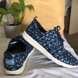 Rare Toms Del Ray Sneaker Print Up Shoes